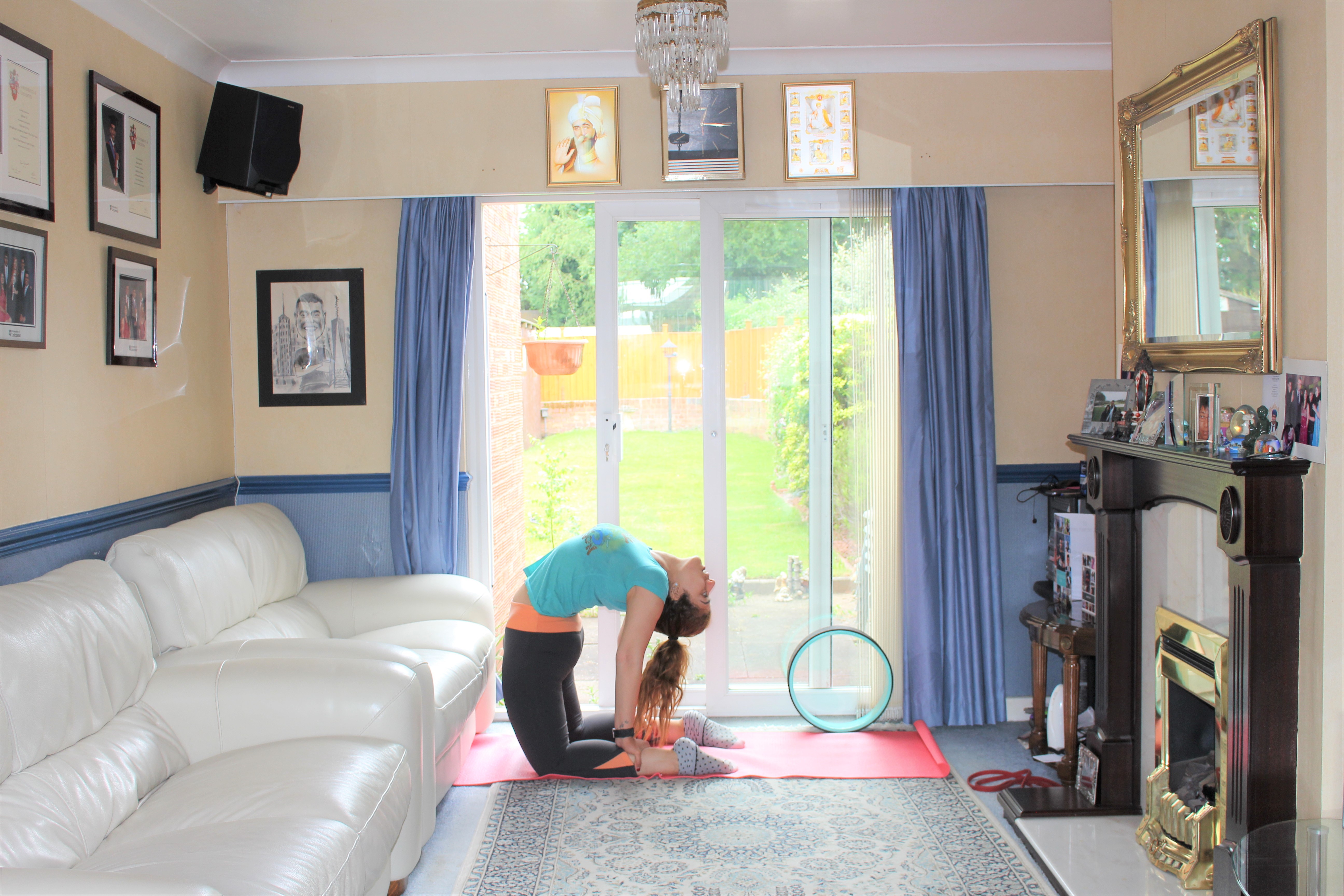 YogaSabrina - The Ustrasana